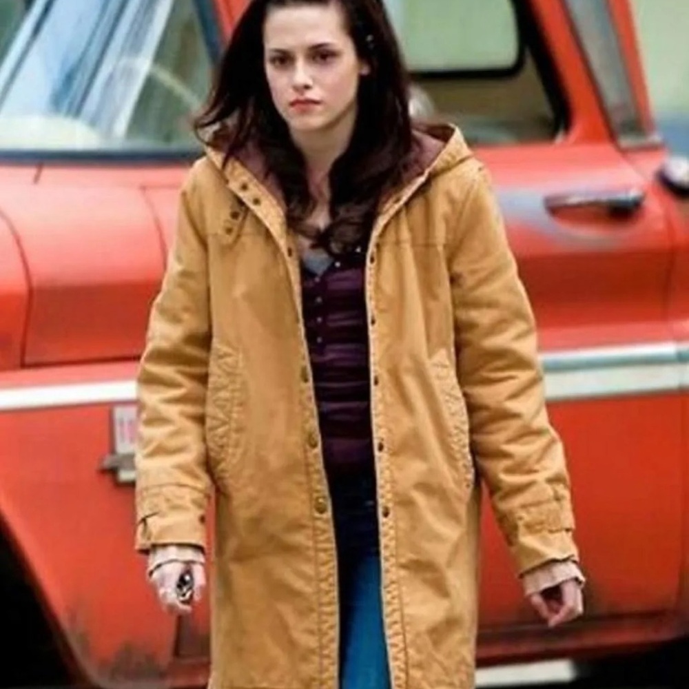 Bella Swan Twilight Yellow Jacket Alt